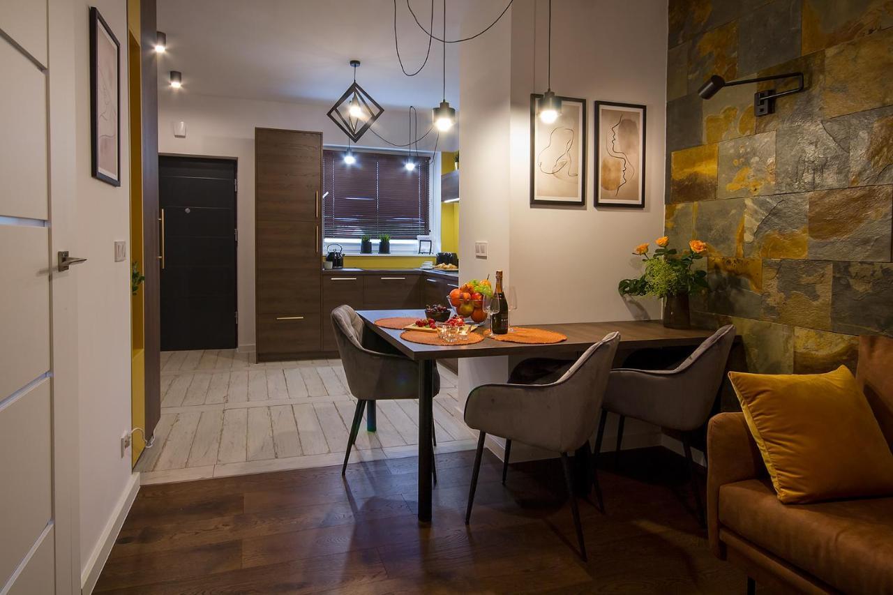 W&K Apartments - Desire Suite - Faktura Vat, Parking Кошалін Екстер'єр фото